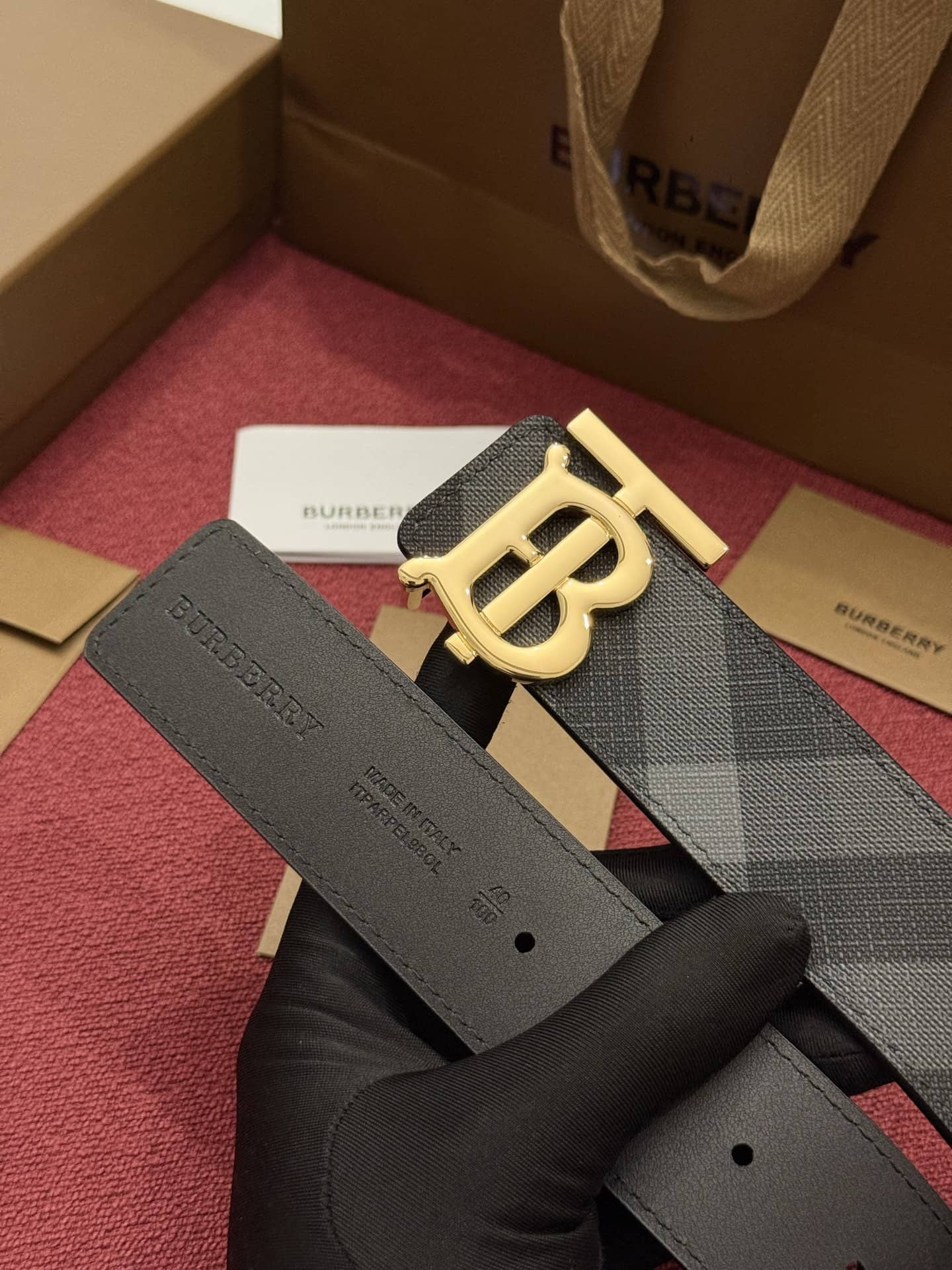 Burberry Belt-011